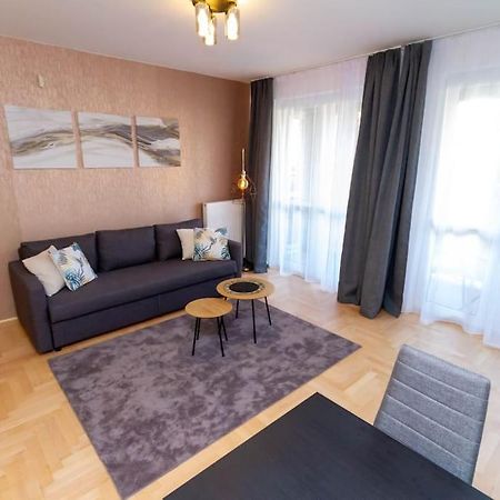 Apartmán Gozsdu White Raven 3 - Terrace And Free Underground Parking Budapešť Exteriér fotografie